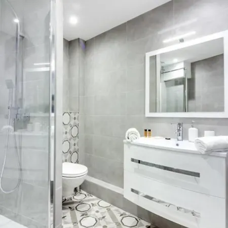 Appartement Hostnfly - Superb And Spacious Apt Near The Eiffel Tower Paris
