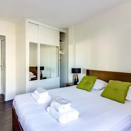 Appartement Hostnfly - Superb And Spacious Apt Near The Eiffel Tower Paris